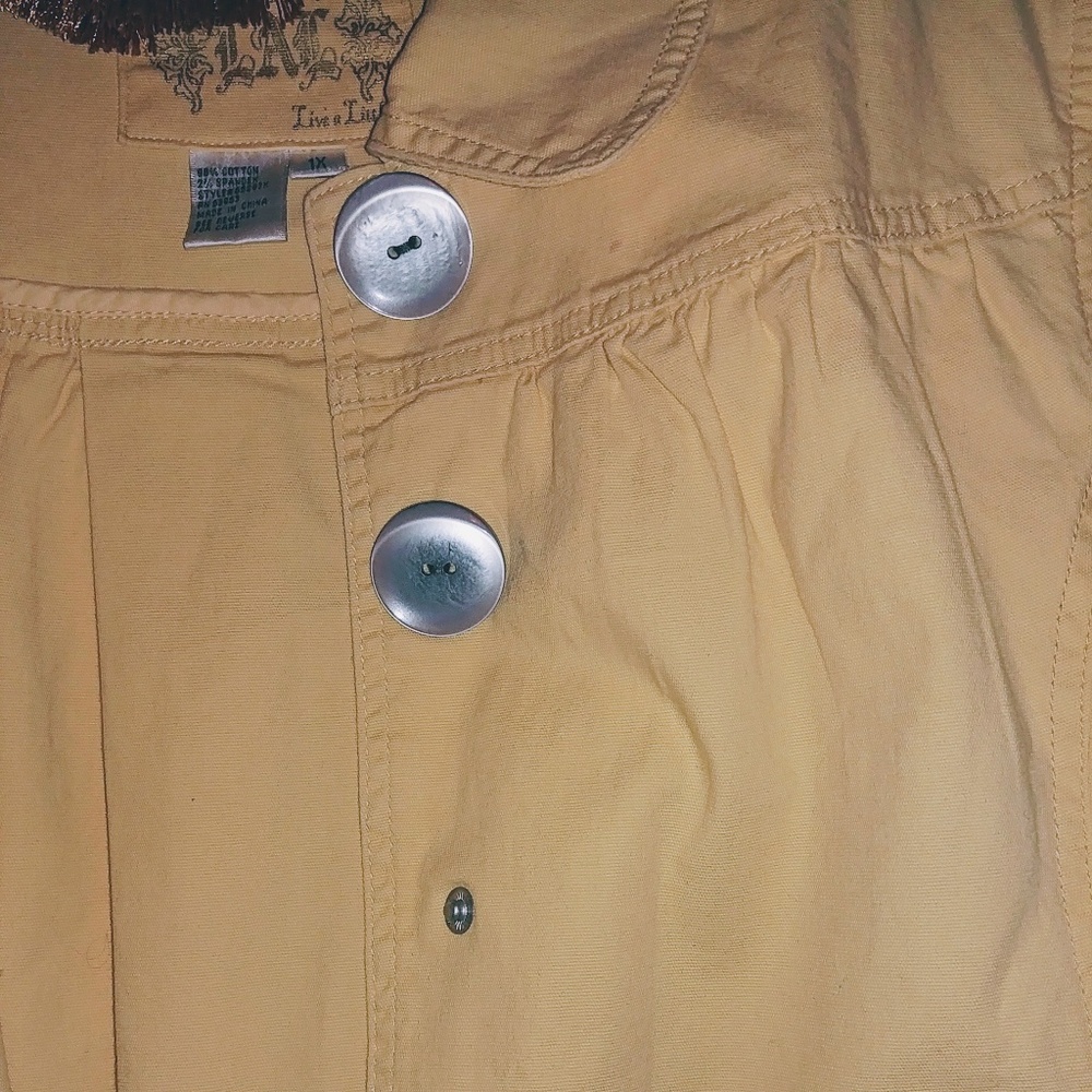 Lightweight Jacket - Picture 5 of 8